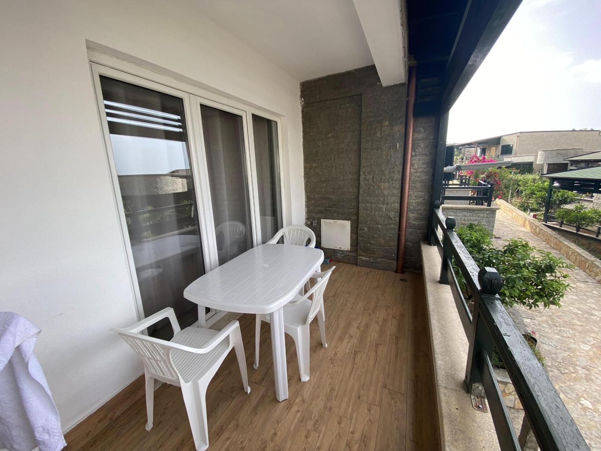 Aquamarine Apartments 1, Vlore Exterior photo